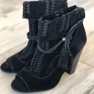 BAMBOO Open-Toe Black Suede Booties with cuff and tassel